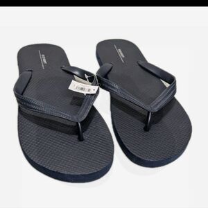 NWT Old Navy Classic Flip Flops For Men 10 - 11 Blue Beach Casual Summer bg